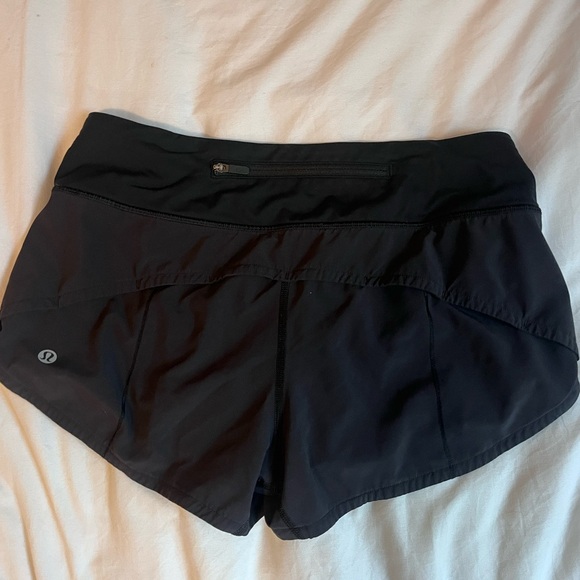 black lululemon shorts - Picture 3 of 4